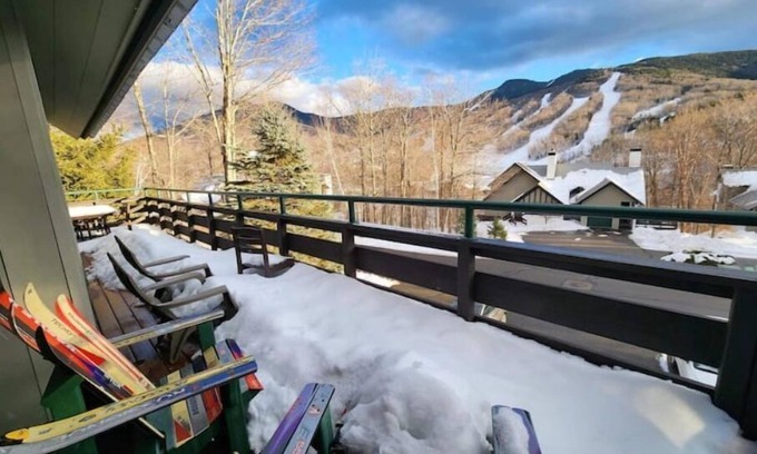 Lincoln House | Front and Center Loon Views! 4 Bedrooms & 4 Baths