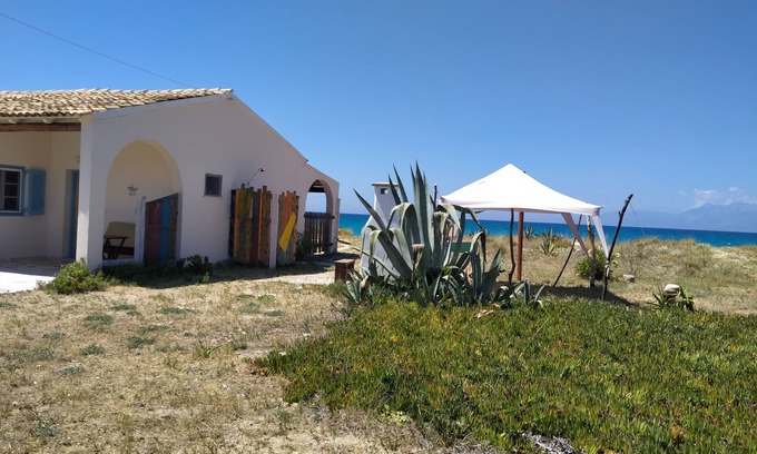 Almiros Beach House | Front beach holiday house