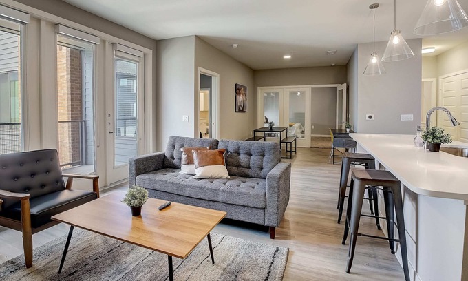 Highland Apartment | Frontdesk | 2 BR Apt near Wonderspaces Austin
