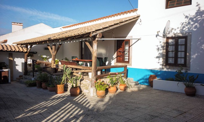 Lourinha House | Full of character 3-bedroom home in Moita dos Ferreiros