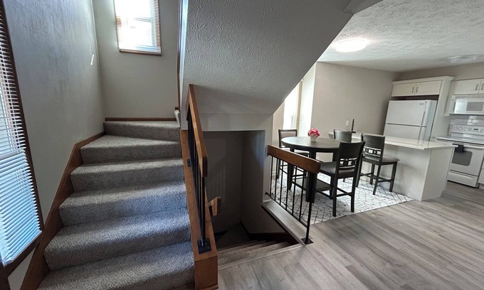Aksarben - Elmwood Park House | Fully Furnished 2BR/1.5BA near Aksarben