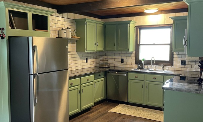 Mauston Cottage | Fully Remodeled Two-Bedroom Cabin on the River