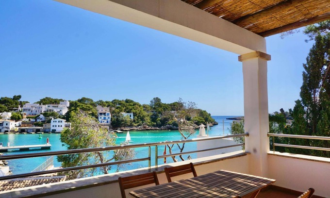 Cala d'Or Villa | Fully Renovated Waterfront Villa at Cala Llonga, Private Pool - 5mins walk to Beach & Restaurants!