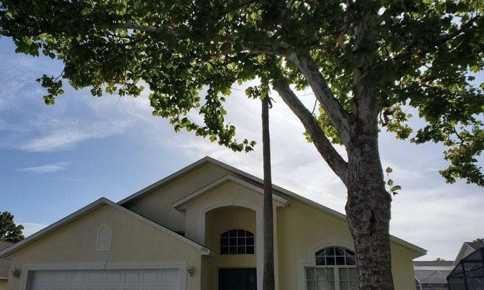 Westridge House | Fun and Fabulous Disney Villa in Westridge Davenport 4BR 3BA Gameroom by RedAwning