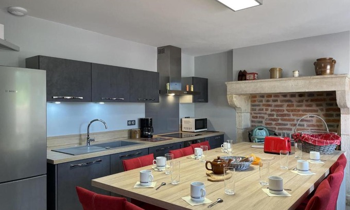 Pierrefitte-sur-Loire House | Gîte champêtre rénové avec jardin et équipements modernes à Pierrefitte-sur-Loire - FR-1-489-334