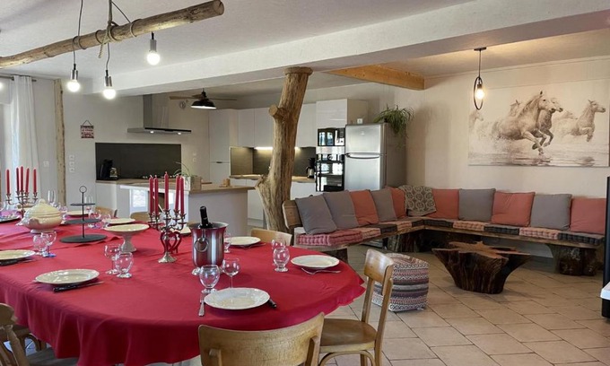 Blomard House | Gîte convivial en grange rénovée avec piscine et terrasse - FR-1-489-353