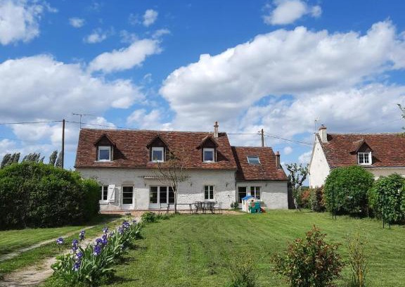 Courbouzon House | Gîte de Masne