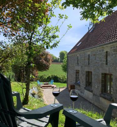 Le Fresne-Poret House | Gîte des Pommiers avec terrain de pétanque