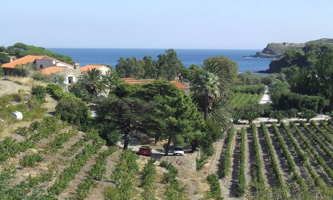 Port-Vendres Apartment | Gîte du domaine de valcros, catalan farmhouse 300m from the beach