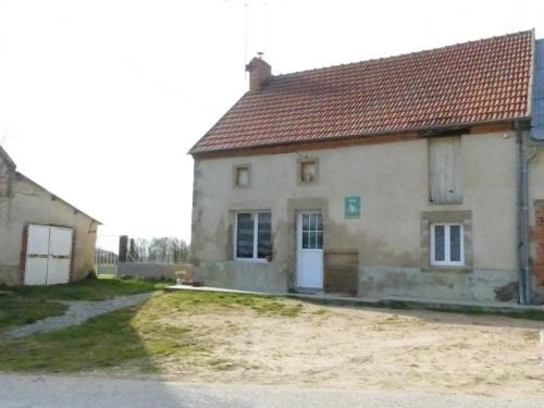 Saint-Genest House | Gîte indépendant à Saint-Genest avec jardin clos - FR-1-489-562