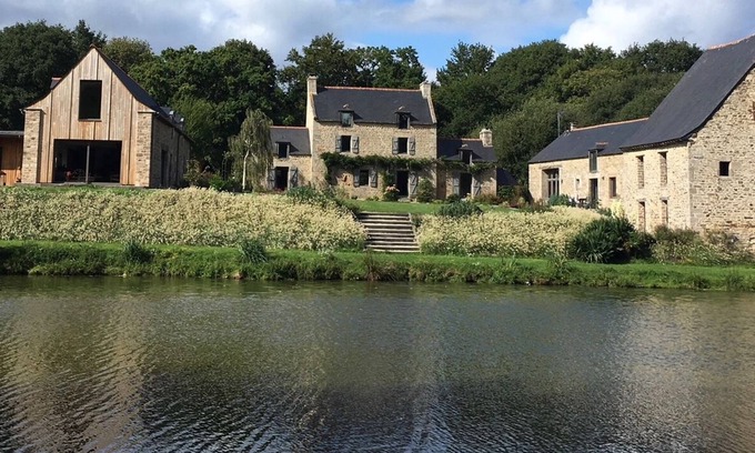 Quevert House | Gîte La Hunaudaye - Domaine du Bois Riou - swimming pool- Dinan-Dinard-Saint Malo