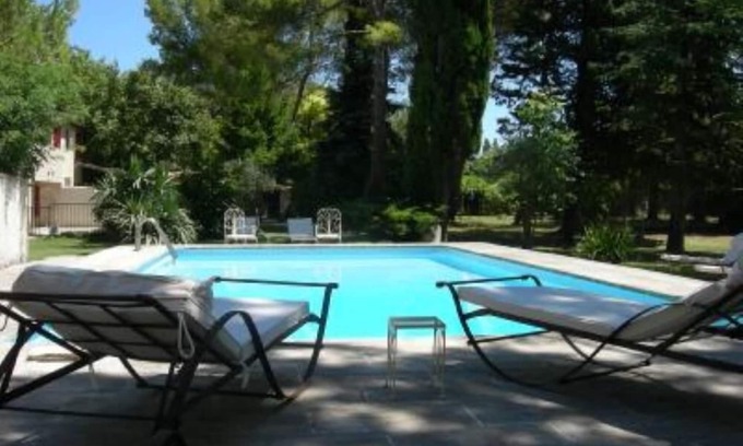 Velleron Cottage | Gîte, "La Petite Chapelle" in Provence.