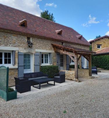 Sainte-Foy-de-Longas House | Gîte le Pech