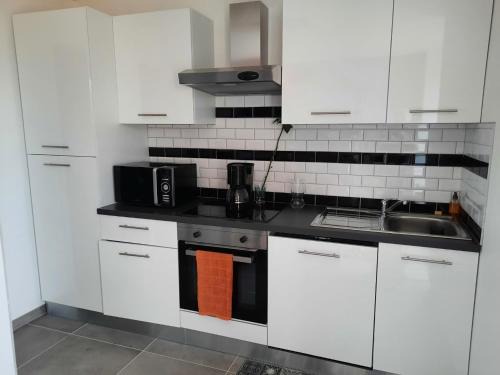 Bricqueville-sur-Mer House | Gîte LES DUNES 47C