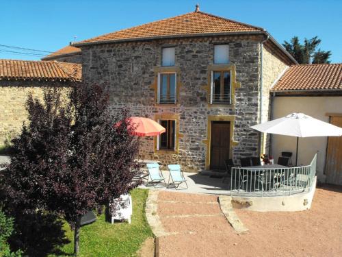 Saint-Paul-de-Vezelin House | Gîte spacieux avec cheminée et WiFi - Animaux admis - FR-1-496-87