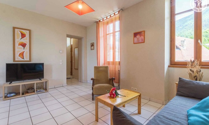 Thoiry House | Gîte - THOIRY - Gîte