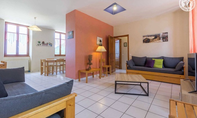 Thoiry House | Gîte - THOIRY - Gîte