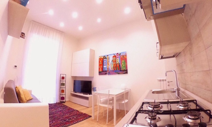 Montecalvario Apartment | "G&G Pignasecca" house in the heart of central Naples