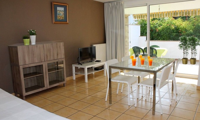 Palamos House | G13-HOUSE A 100 M FROM THE BEACH LA FOSCA - 2/4 PERS.