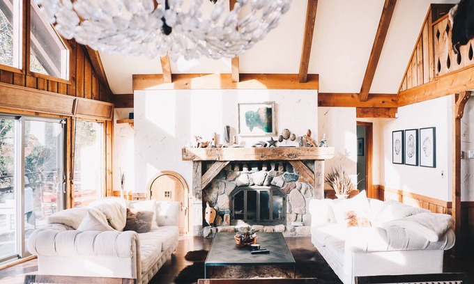 The Galena Territory House | Galena Chalet & Garden: Nature Lovers Haven - Spectacular Lakeview