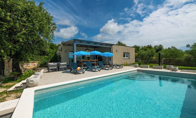 Pomer House | Ganz Neue Top Villa