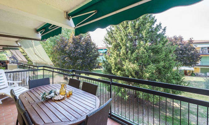 Pieve Vecchia Apartment | 'Garda Paola Apartment 1' with Lake View, Garden & Wi-Fi