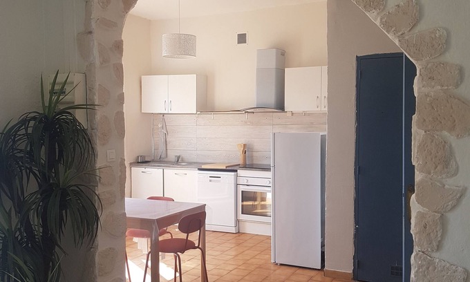 Sete Apartment | Garden apartment with private parking 10 minutes' walk from the town center