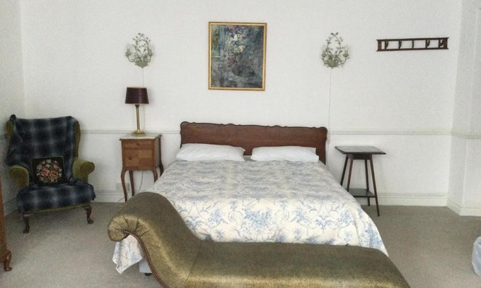 Llandudno Bed & Breakfast | Garden flat 1