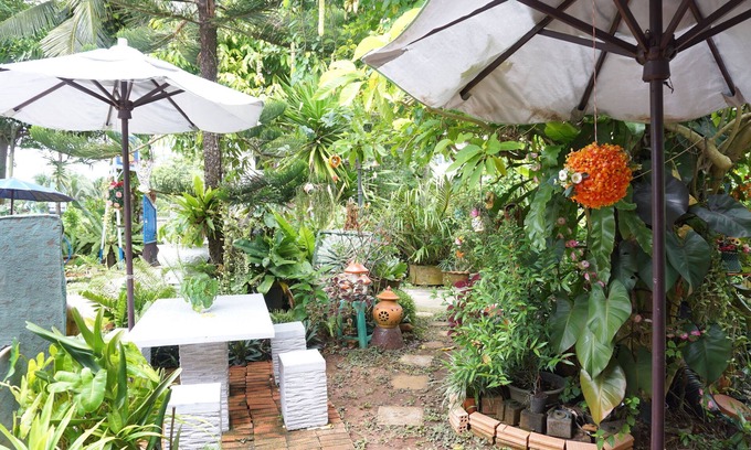 Makham Tia House | Garden Homestay Suratthani
