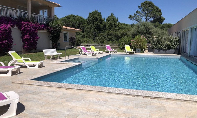 Porto-Vecchio Apartment | Garden-level accommodation