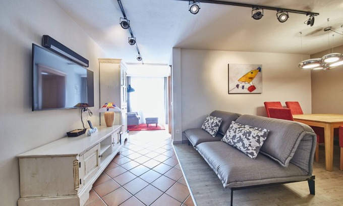 Hinterglemm Apartment | Garden Suite" holiday flat with hot tub