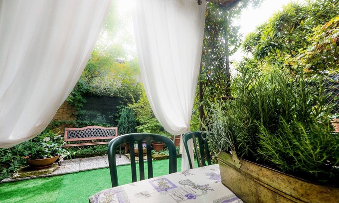 Desenzano del Garda Apartment | Garden Sweet House Desenzano Garda Lake