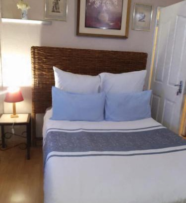 Greater Johannesburg Metropolitan Area House | Garden View Guesthouse Fleurhof