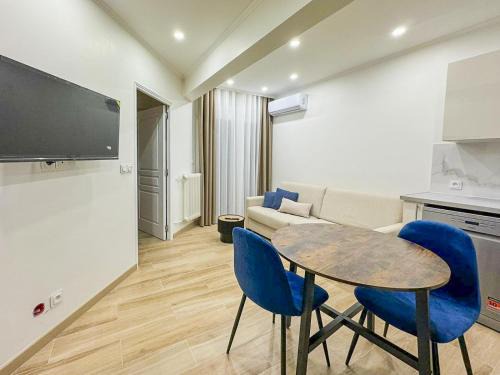 Liberation Apartment | Gare Du Sud - Wifi, AC, balcon