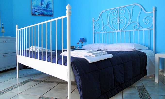 Naples City Centre Apartment | Garibaldi Holiday House