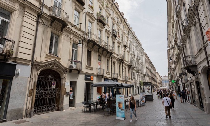 Roman Quarter Apartment | Garibaldi Ten by Wonderful Italy