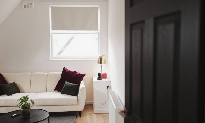 Liverpool Apartment | Garmoyle Road Flat 3