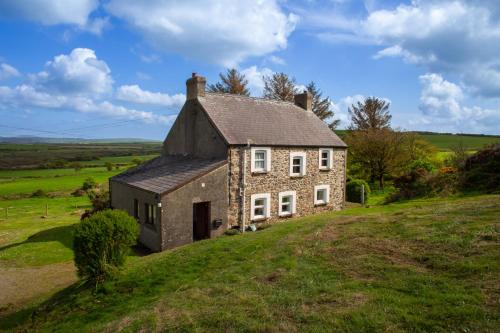 Goodwick House | Garnllys Farmhouse Fishguard