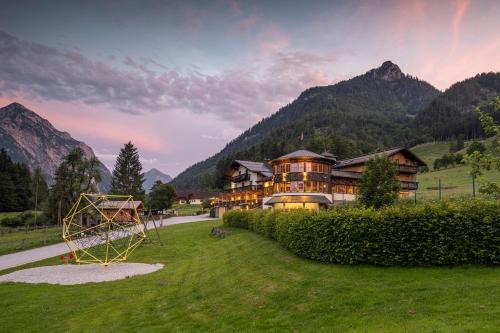 Strobl Hotel | Gasthof Kleefeld
