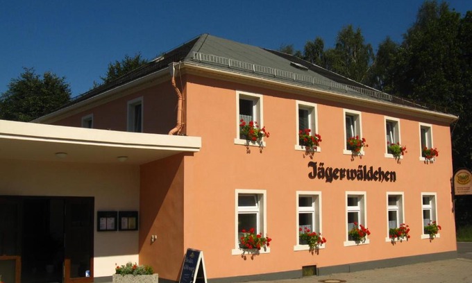 Bertsdorf-Hoernitz House | Gaststätte & Pension Jägerwäldchen