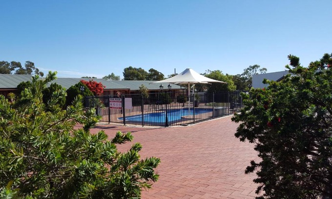Broken Hill Hotel | Gateway Motor Inn