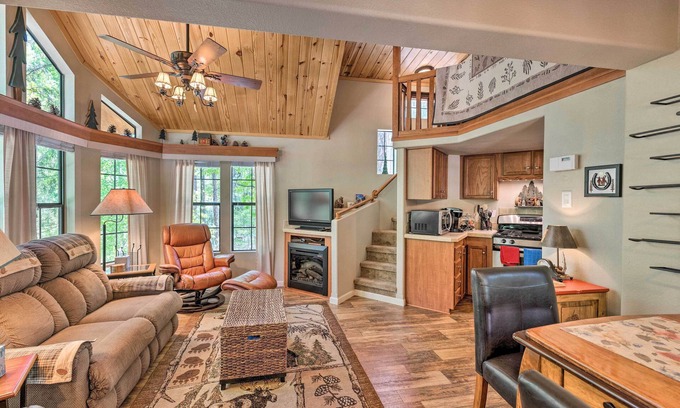 Show Low Cabin | Gateway to Sunrise Resort! Show Low Cabin w/Deck