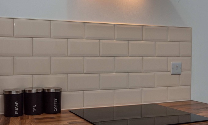 Neath Apartment | Fully Equipped Kitchen, Double room