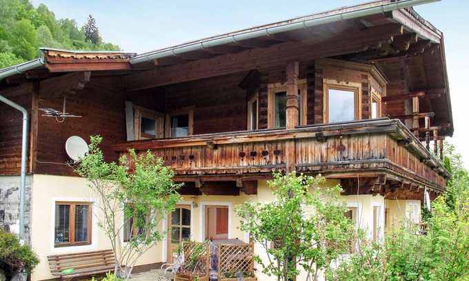 Bramberg am Wildkogel Apartment | Geislhof by Interhome