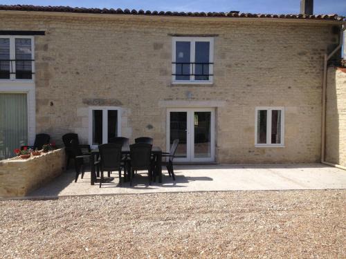 Duil-sur-le-Mignon House | Gemini, Les Constellations Gite Complex