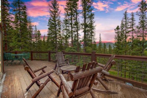 Michigan Hill House | Georgia Pass Lookout - Jefferson