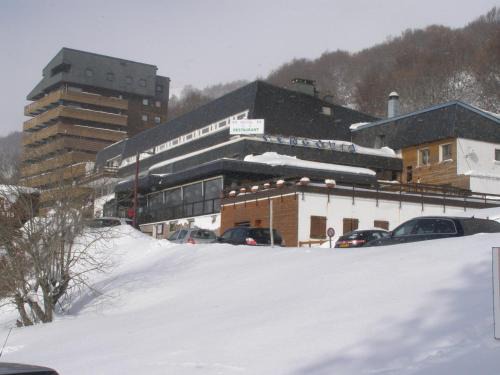 Besse-et-Saint-Anastaise Hotel | Gergovia