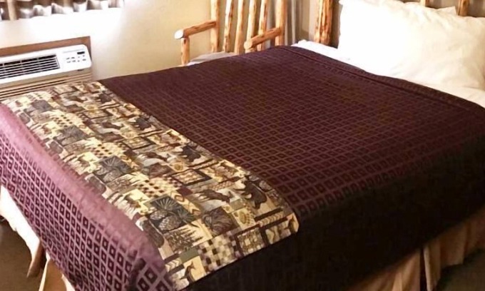 Ponderay House | Get Away From The City! Visit City Beach Park Just Minutes From Your Door