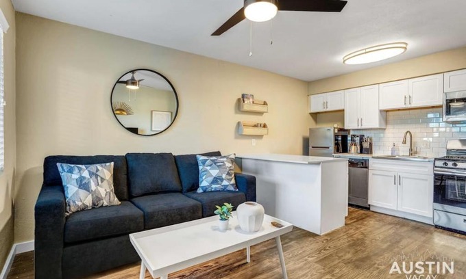 Hancock Apartment | Get Comfy Memory Foam Beds and Tub in Central ATX