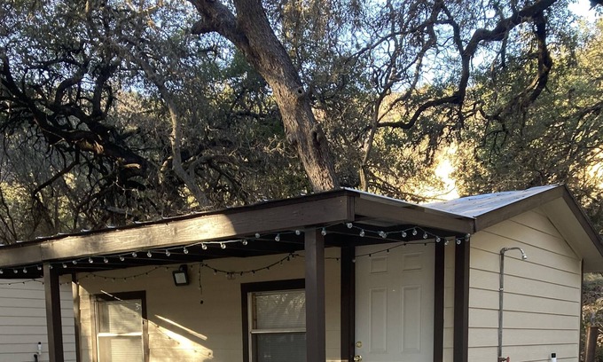 Sabinal Cabin | Get Your Frio On - Cabin 2